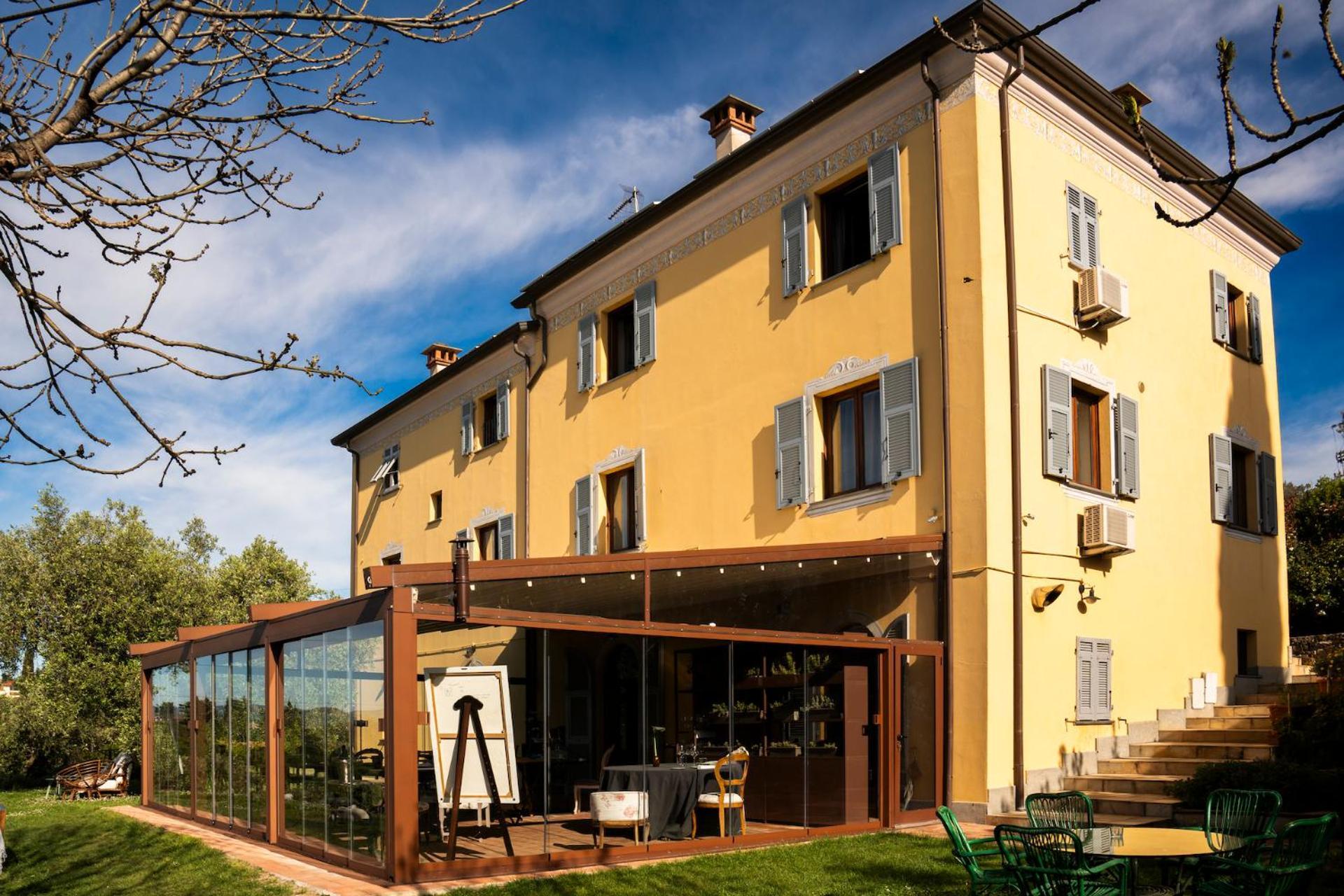 Locanda De Banchieri Fosdinovo Eksteriør billede
